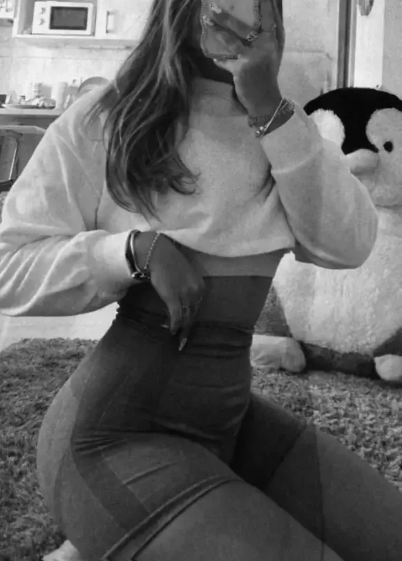 Leak & nude 3 — -charlie-