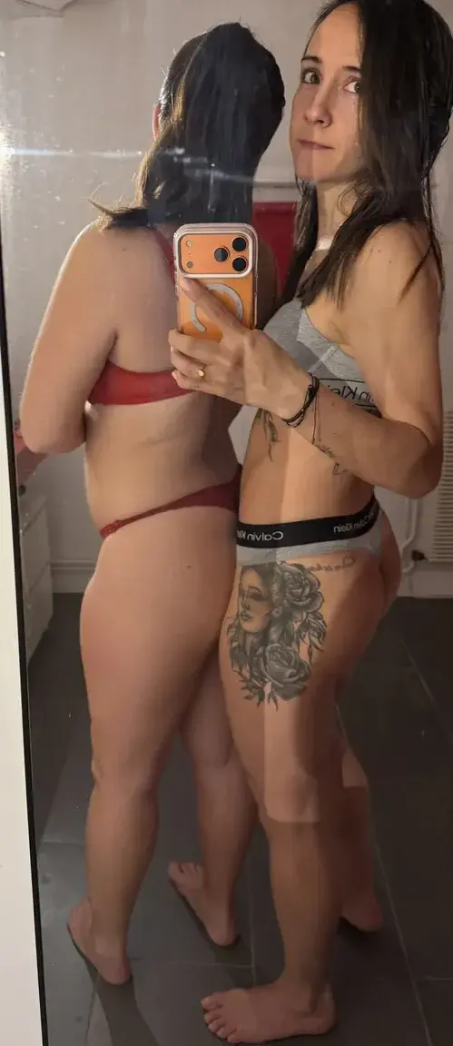 Deux bi en coloc’ 🔞Abonne toi et ne manque rien de ce qu’il s’y passe 😈On a des photos et en médias privés des vidéos de nos moments bien chaud 🥵 tu seras pas déçu ! On a des vidéos au god, cuni, 69..
