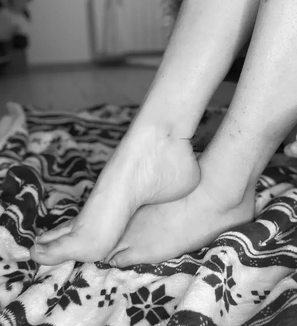 Leak & nude 1 — Feetiiixxx