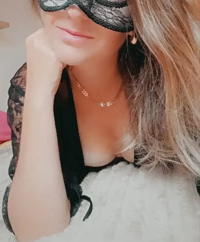 Leak & nude MYM — Alice_mym32 : « média » (MYM)