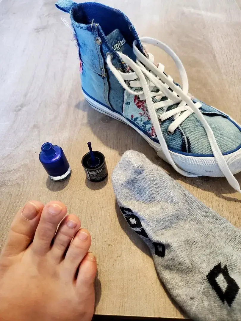 Leak & nude 2 — French_cute_toes