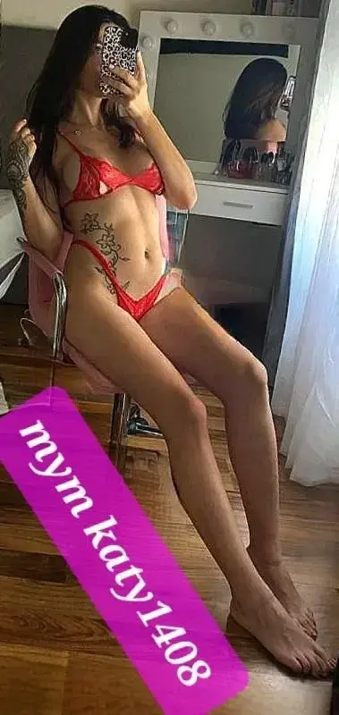 Leak & nude 3 — Cerise7569