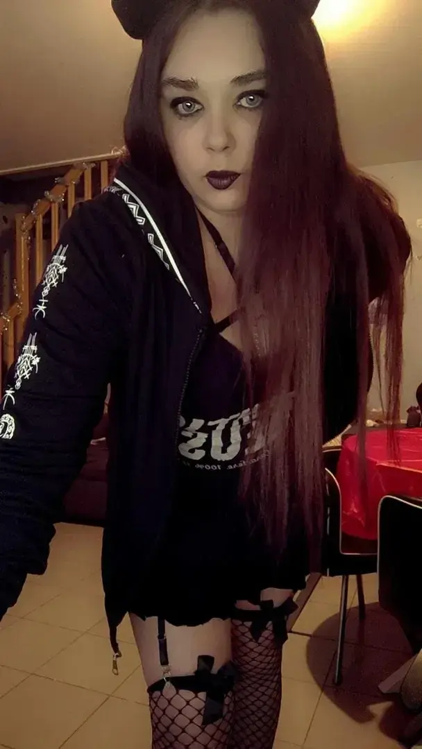 Leak & nude 4 — Hellanaa666