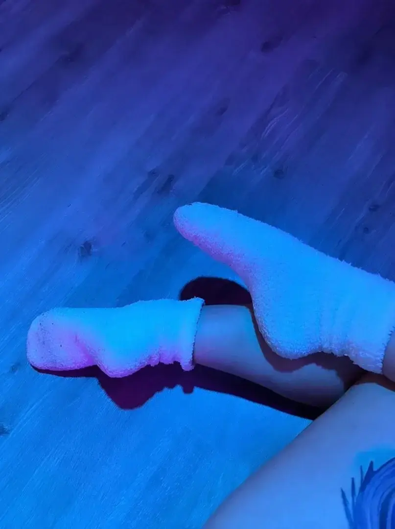 Leak & nude 3 — Peachesandfeet