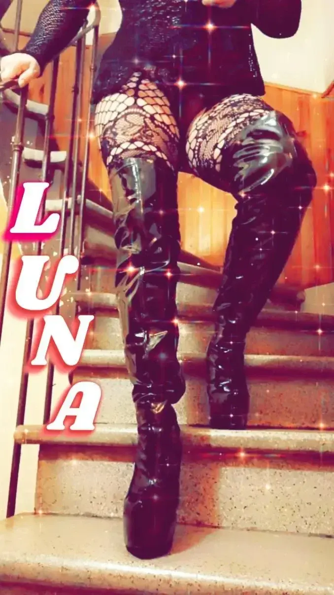 Leak & nude MYM — Luna_hard_fetichiste : « ❤ABONNES TOI❤😍 » (MYM)