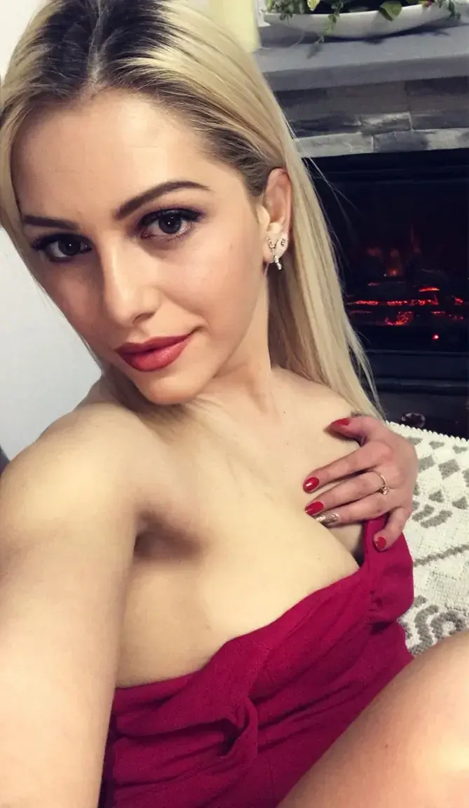 Abo offre 😋 code: SOFY3 💋!jolie sextape offert a l’abonnement +plein d’autres vidéos bien chaude sur ma page!💦