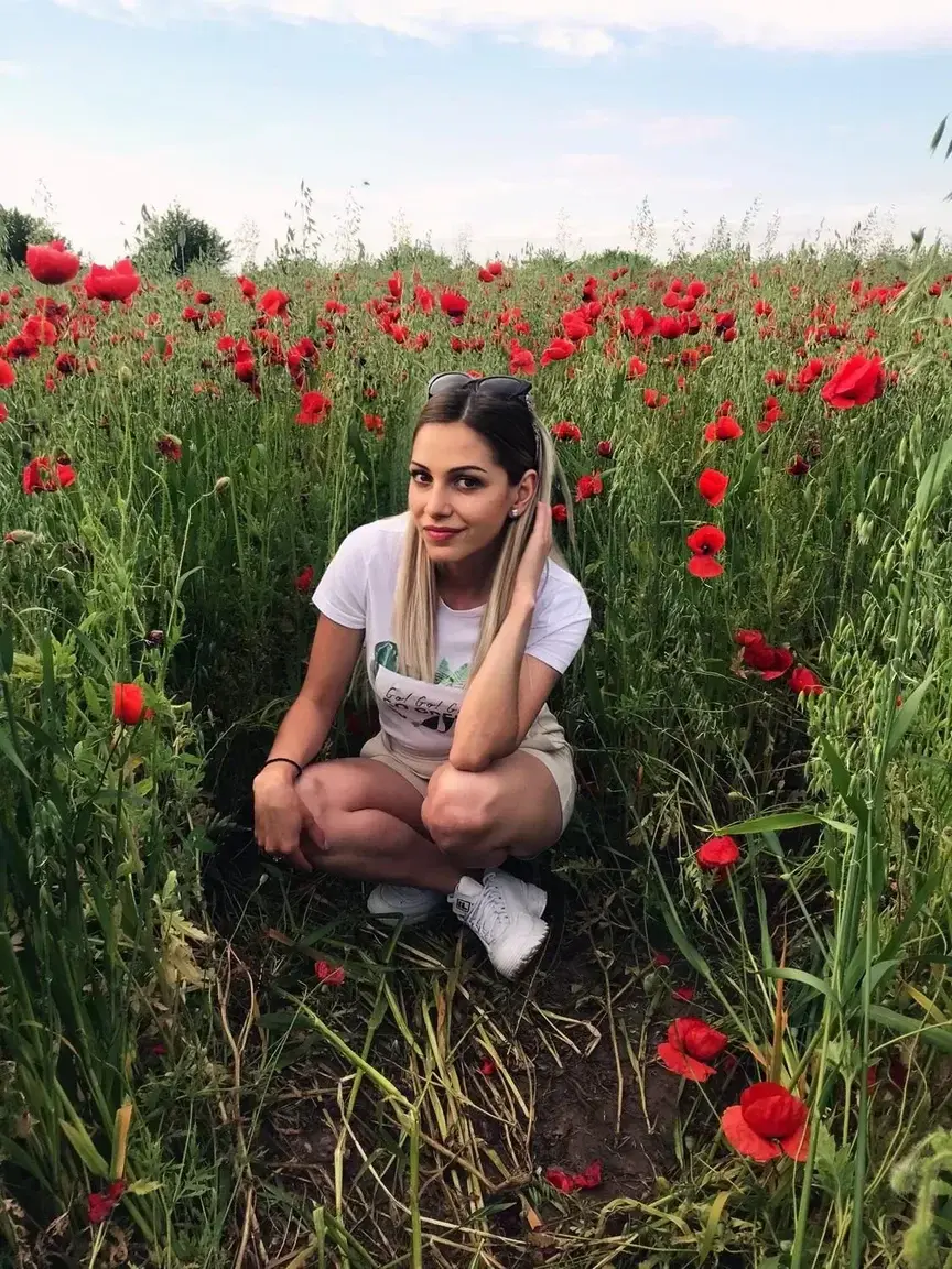 Leak & nude MYM — Sophia_06_ : « Abonnement a 1€😍 code:S98 💋!une video porno inédite offert a l’abonnement et plus de 30 vidéos porno ,complètes, sur mon mym 💦💦 » (MYM)
