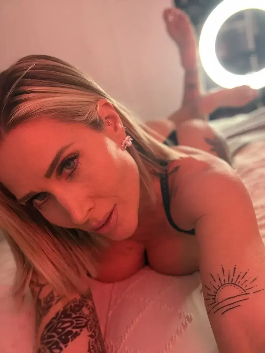 Média public — Diamantaoff : « Tu me notes combien sur 10? Écris moi en privé pour me le dire 🫣 » (MYM)