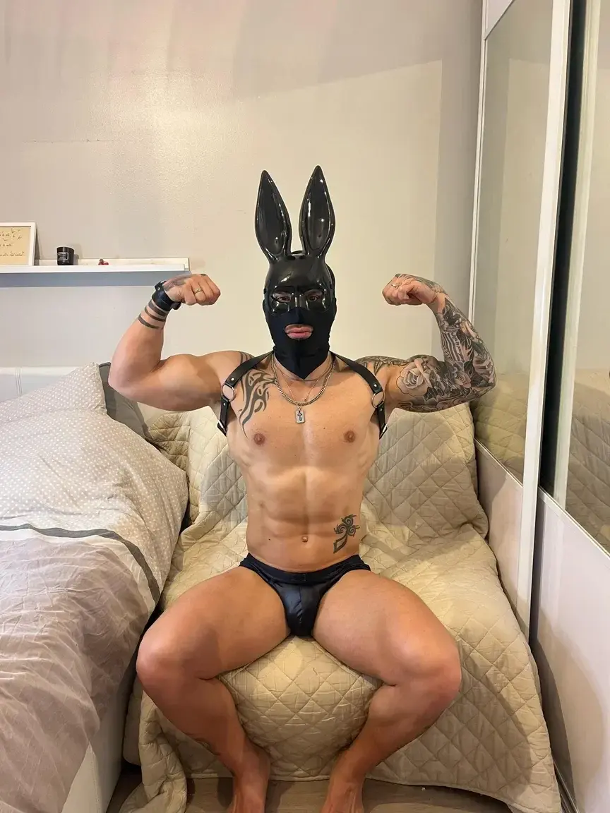 Leak & nude MYM — Casanova06 : « média » (MYM)