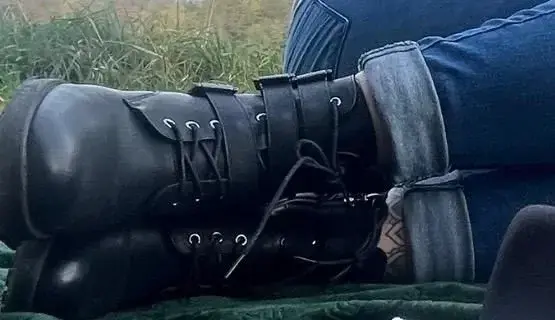 Leak & nude 1 — Pretty_feet_girl_