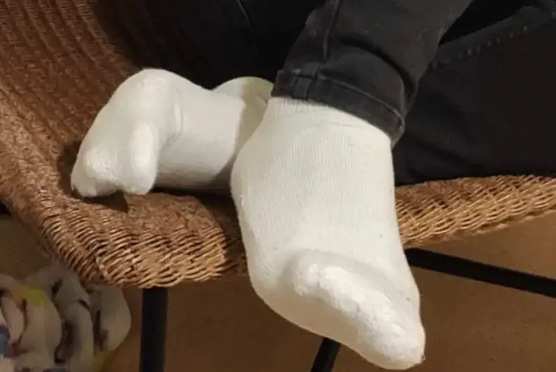 Leak & nude 2 — Pretty_feet_girl_