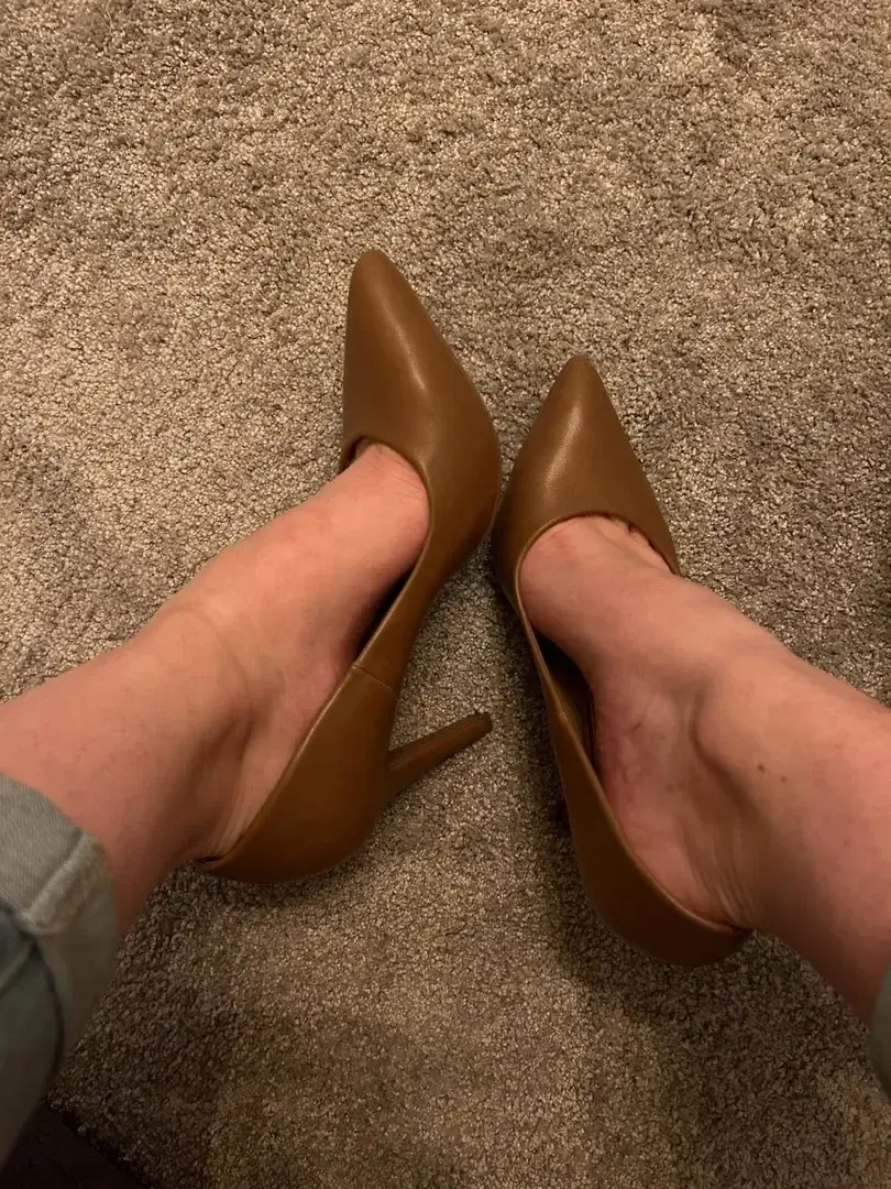 Leak & nude 1 — Piedsfemme66