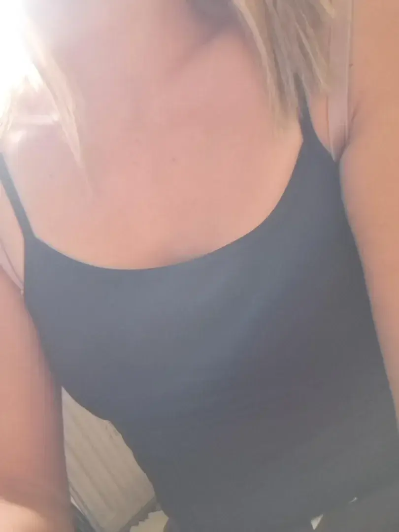 Leak & nude 1 — Petiteladie