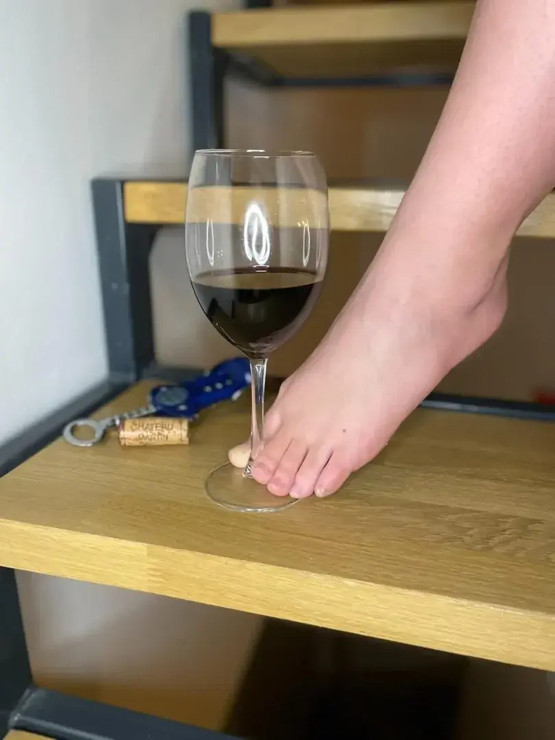 Leak & nude 2 — 2feet_nessgirls