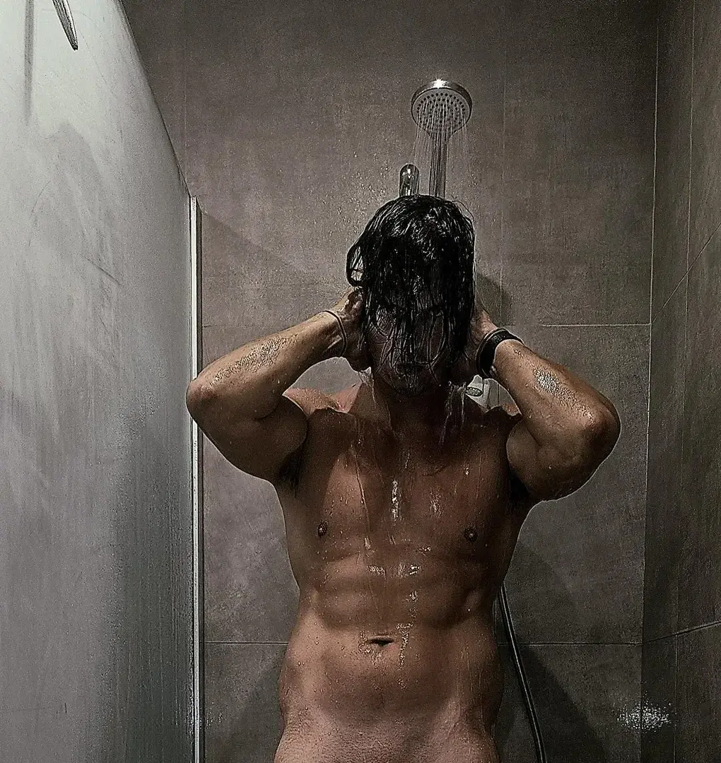 Leak & nude 2 — Martinkevin