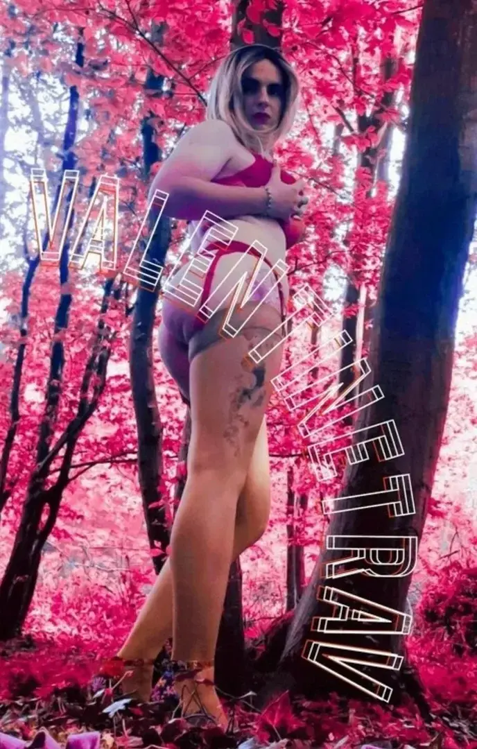 Leak & nude 4 — Valentinetrav