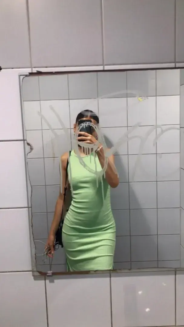 Leak & nude 2 — Lafolled