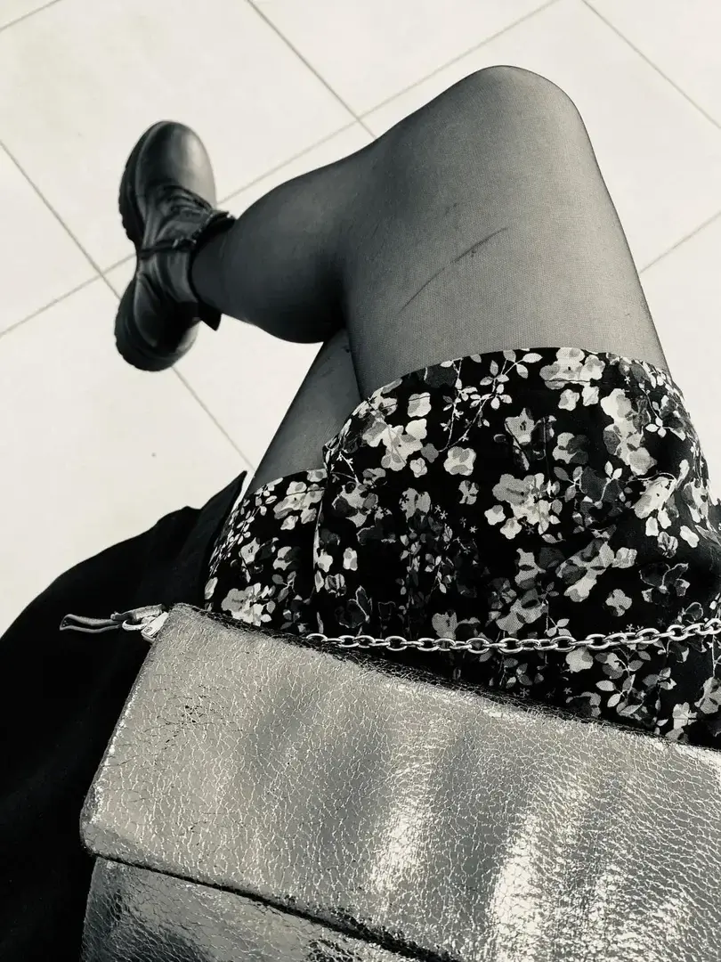 Leak & nude 2 — Undressmood25