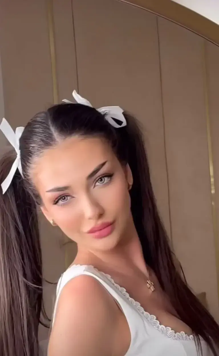 Tu veut tenir mes couettes ? 💕