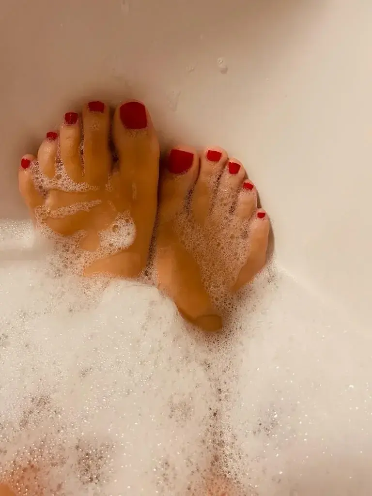 Leak & nude 2 — Sarahwilson