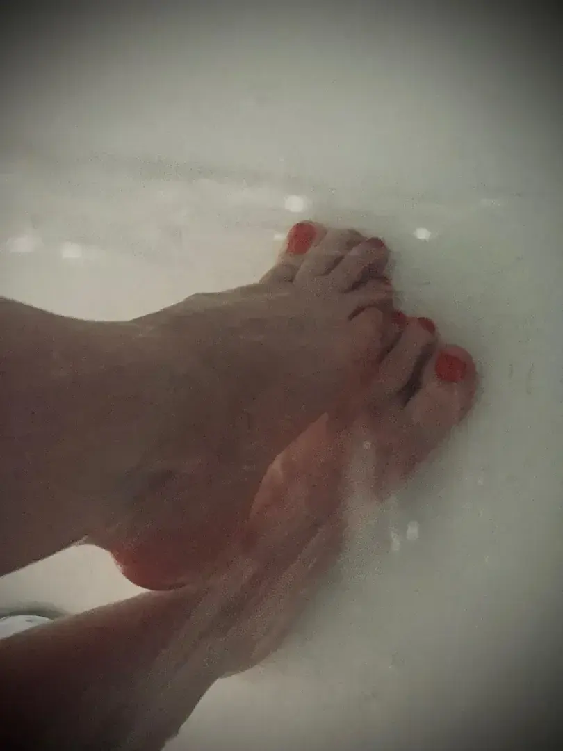 Leak & nude 6 — The_pretty_french_foot