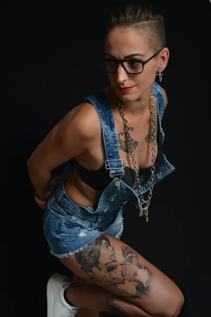 Oneclick59 - Photo exclusive MYM 8 | French Modèles