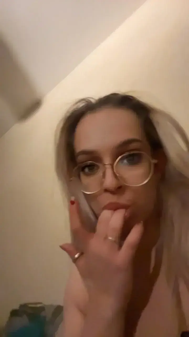 Leak & nude 3 — Juicygirl77