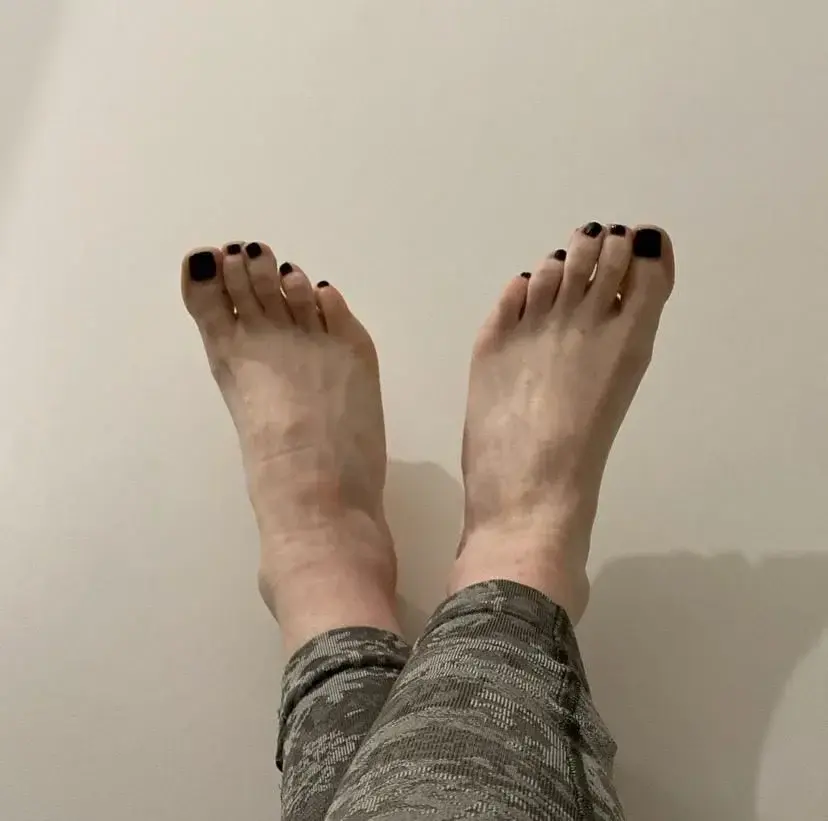 Leak & nude 4 — Feettobody