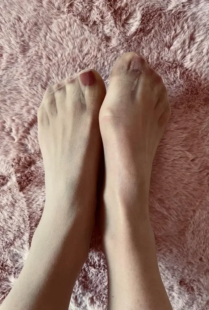 Leak & nude 5 — Twin_toes