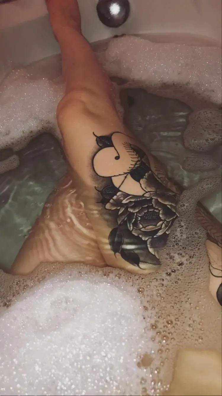 Leak & nude 3 — halianna