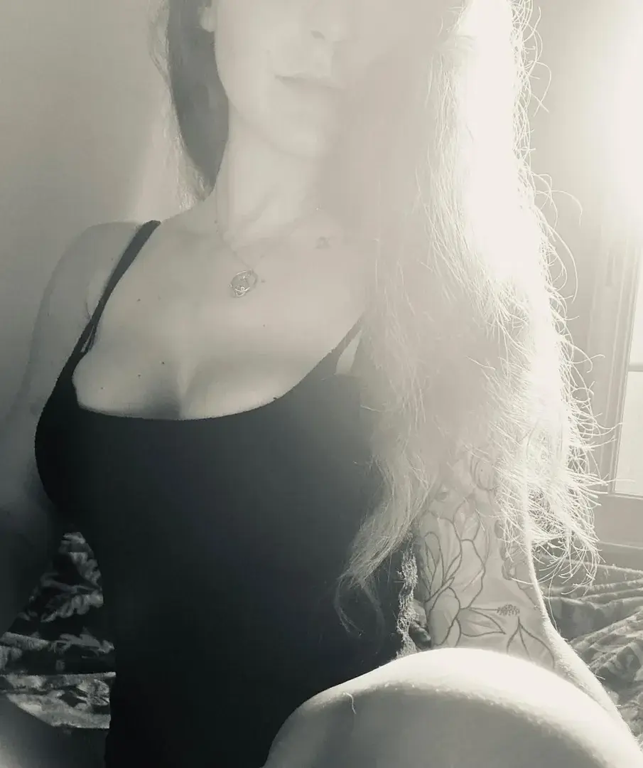 Leak & nude 2 — Lilirose9