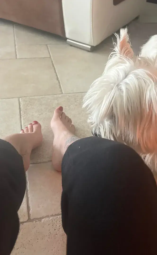 Leak & nude 3 — Greedyfoot_