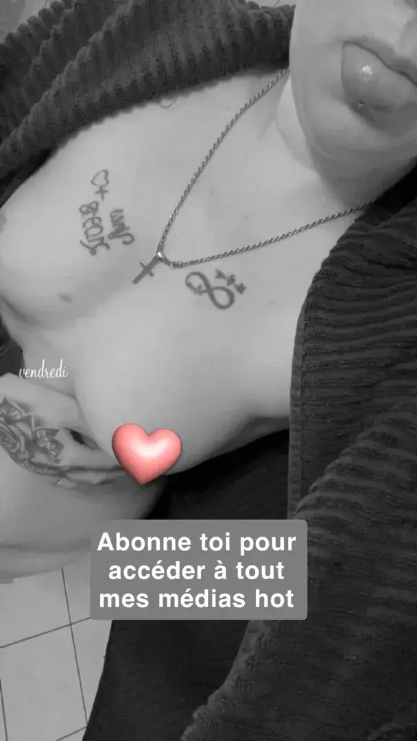 Nouvelle vidéo où je me fait prendre la bouche rempli de sperme, tu attend quoi pour t’abonner ? 🥵🥵