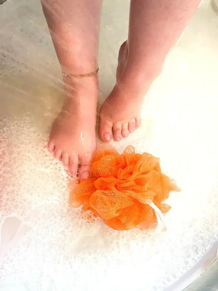 Leak & nude 5 — Lola_feetgirl_french
