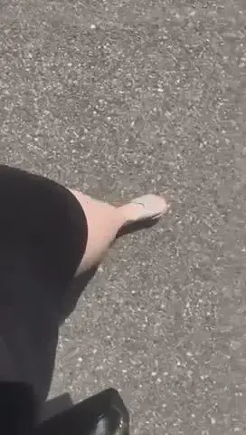 Leak & nude 3 — un_couple_et_des_pieds