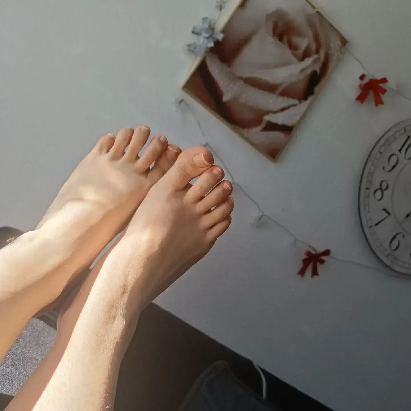 Leak & nude MYM — Lilou_96 : « #pieds #fantasme #fetichistedespieds #piedsfemme » (MYM)