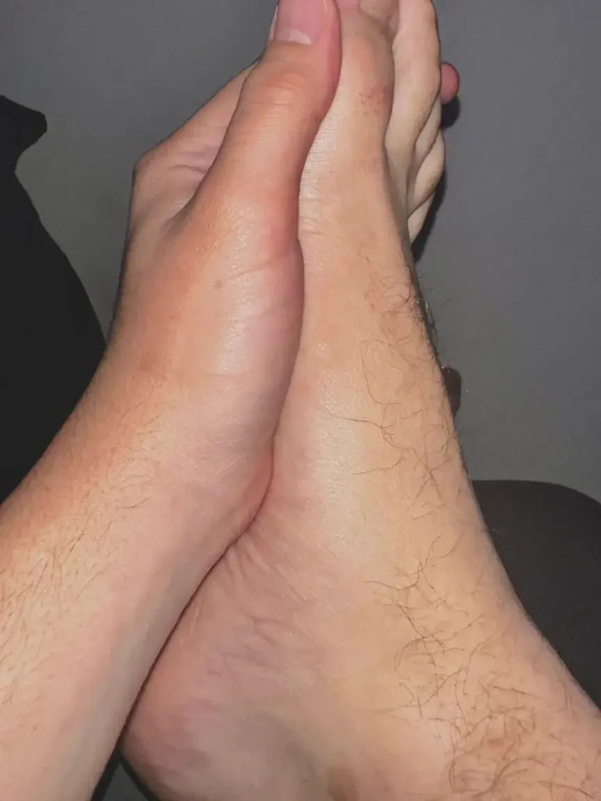 Leak & nude 2 — 4_feetlovers