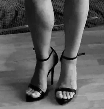 Leak & nude 8 — Crazy_love_feet_love