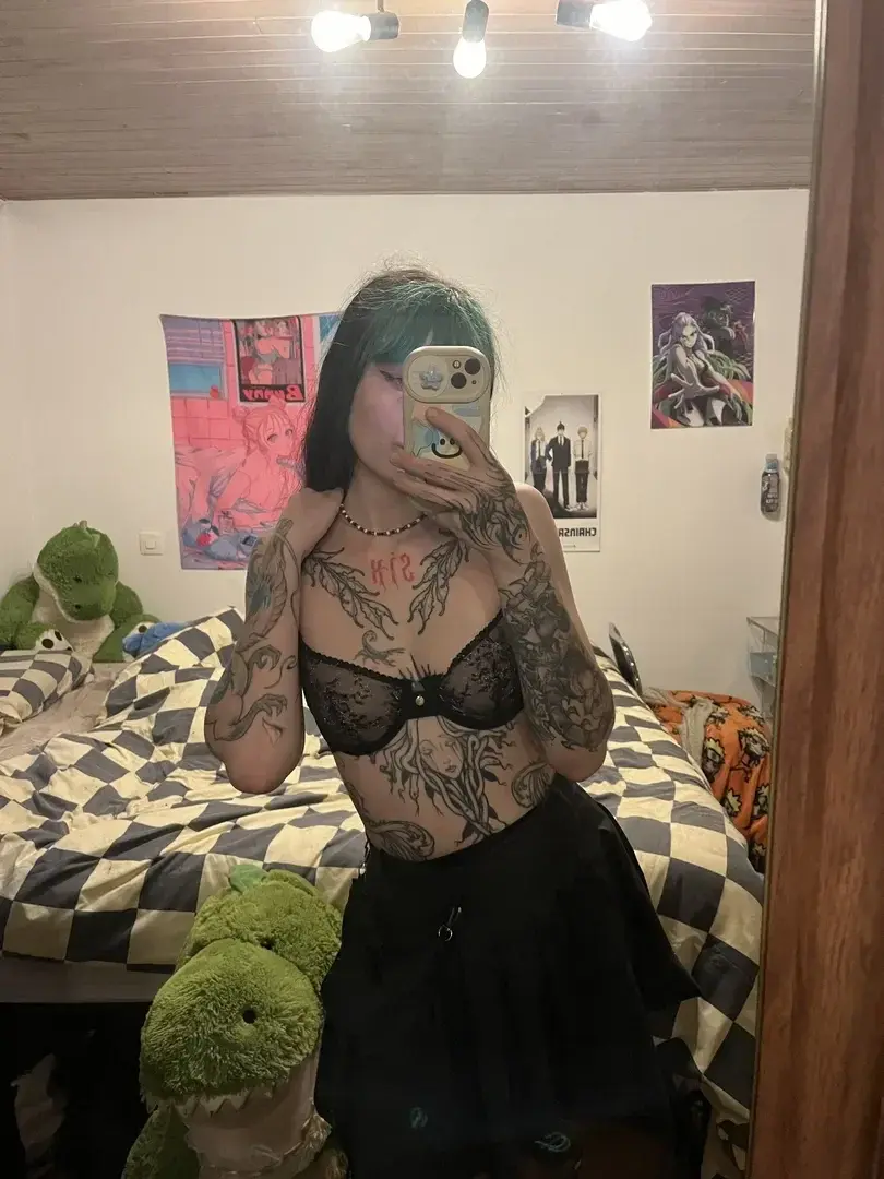 Leak public de Lilithxxx — « profitez mon abonnement est gratuit encore 24h » (nude) sur MYM