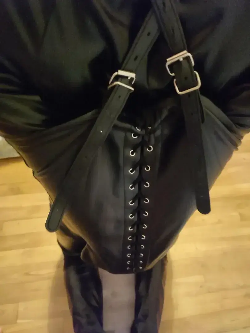 Cata_744 — média 8 | French Modèles