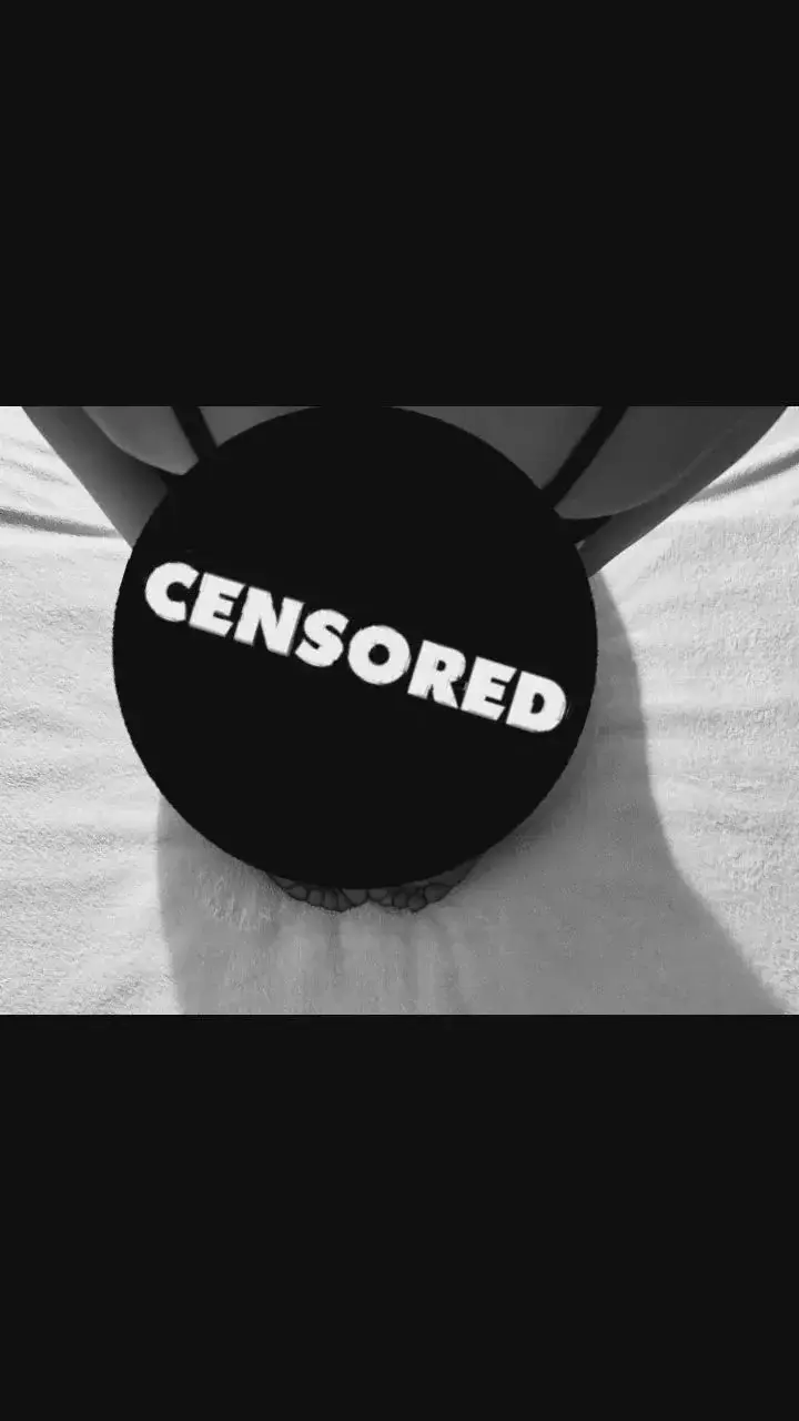 Leak & nude 4 — Piedsetpassion