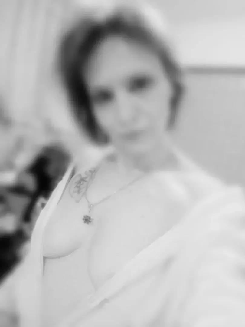 Leak & nude 4 — Frenchmommy