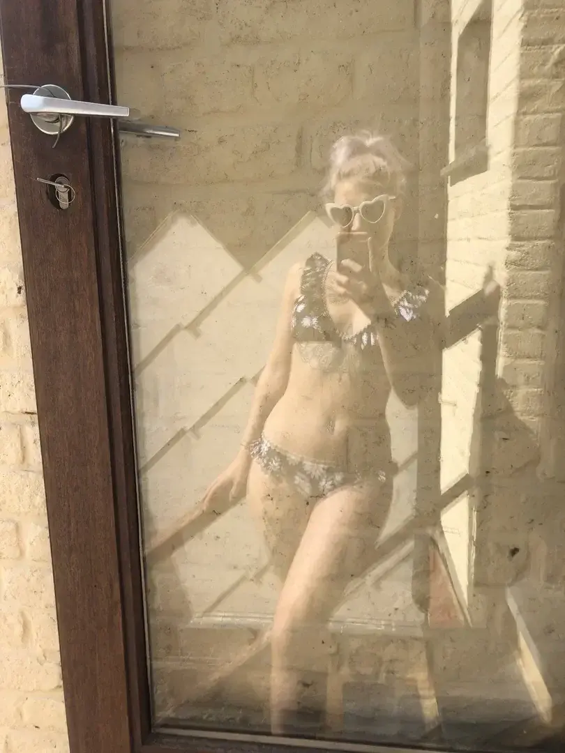 Emisstinguette - Photo exclusive MYM 15 | French Modèles