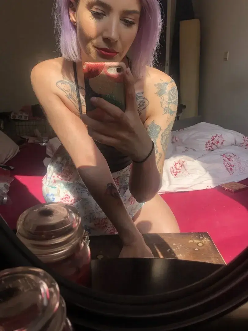 Emisstinguette - Photo exclusive MYM 14 | French Modèles