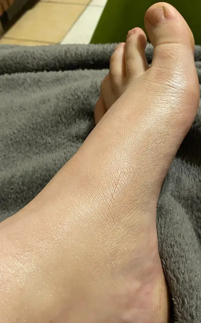 Leak & nude 2 — Caroliiiine_