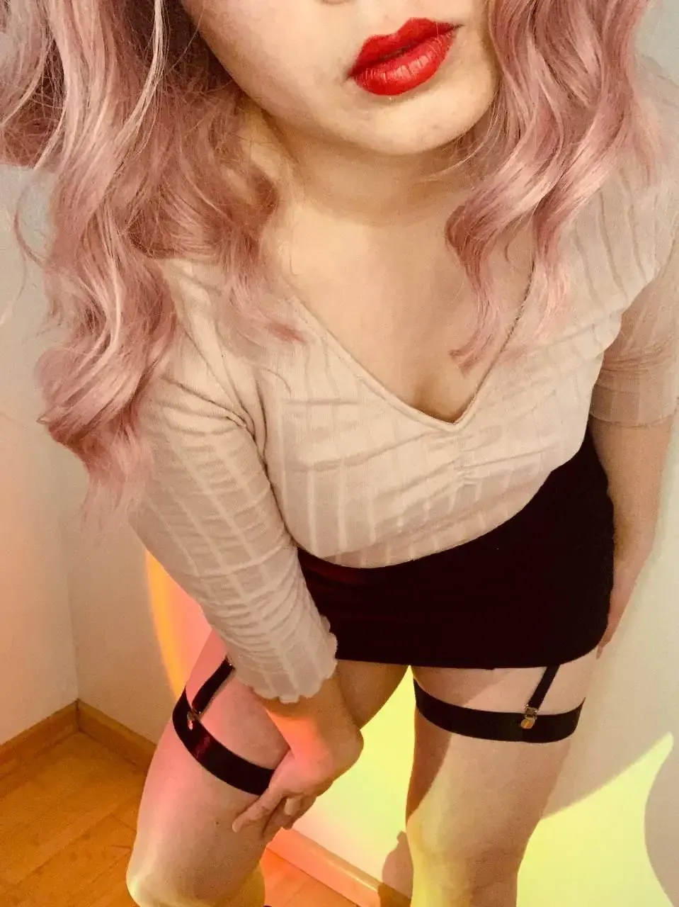Rejoins moi avec le code ALICE70 pour avoir 70% de réduction sur ton abonnement 😈 Tu en verras bien plus...