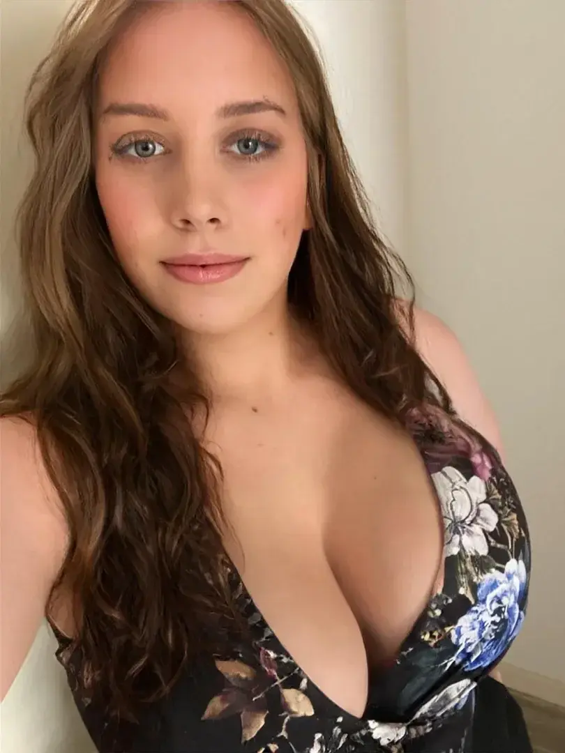 Leak & nude 1 — Amelia560007