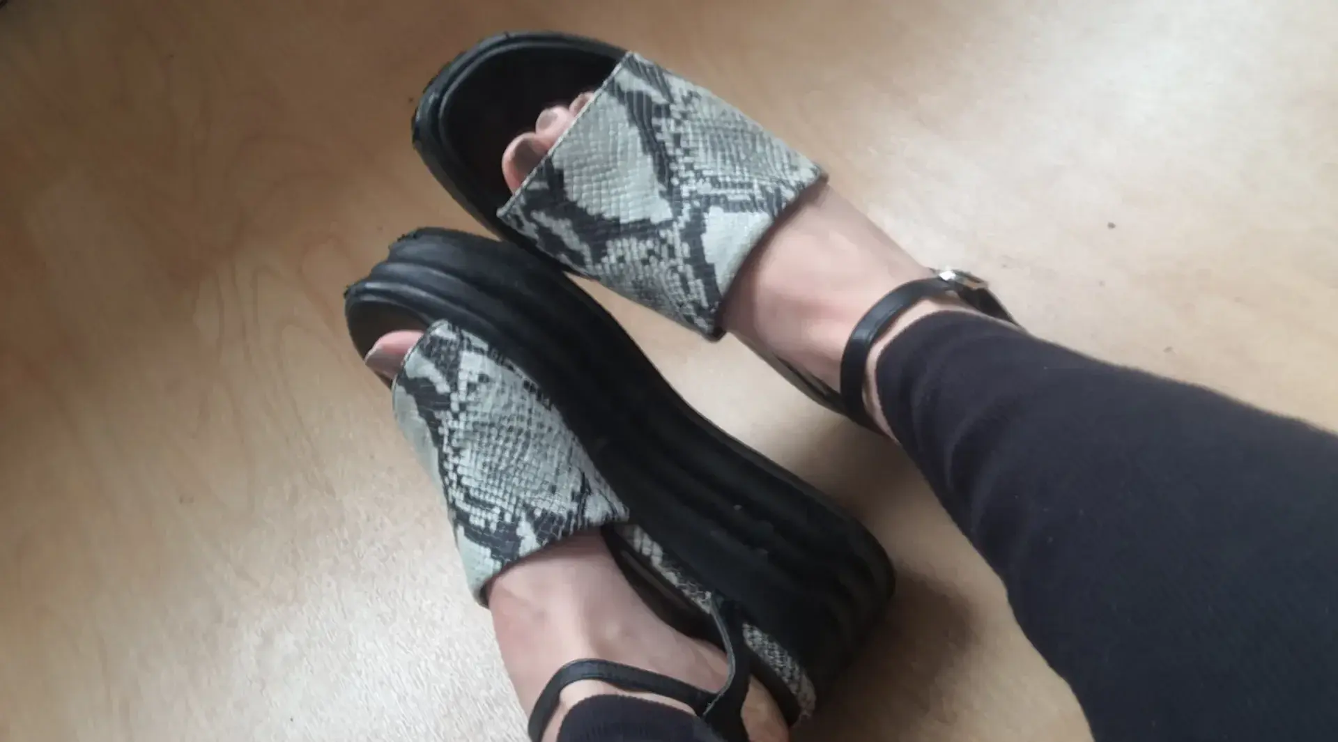 Leak & nude 3 — Gelly_feet