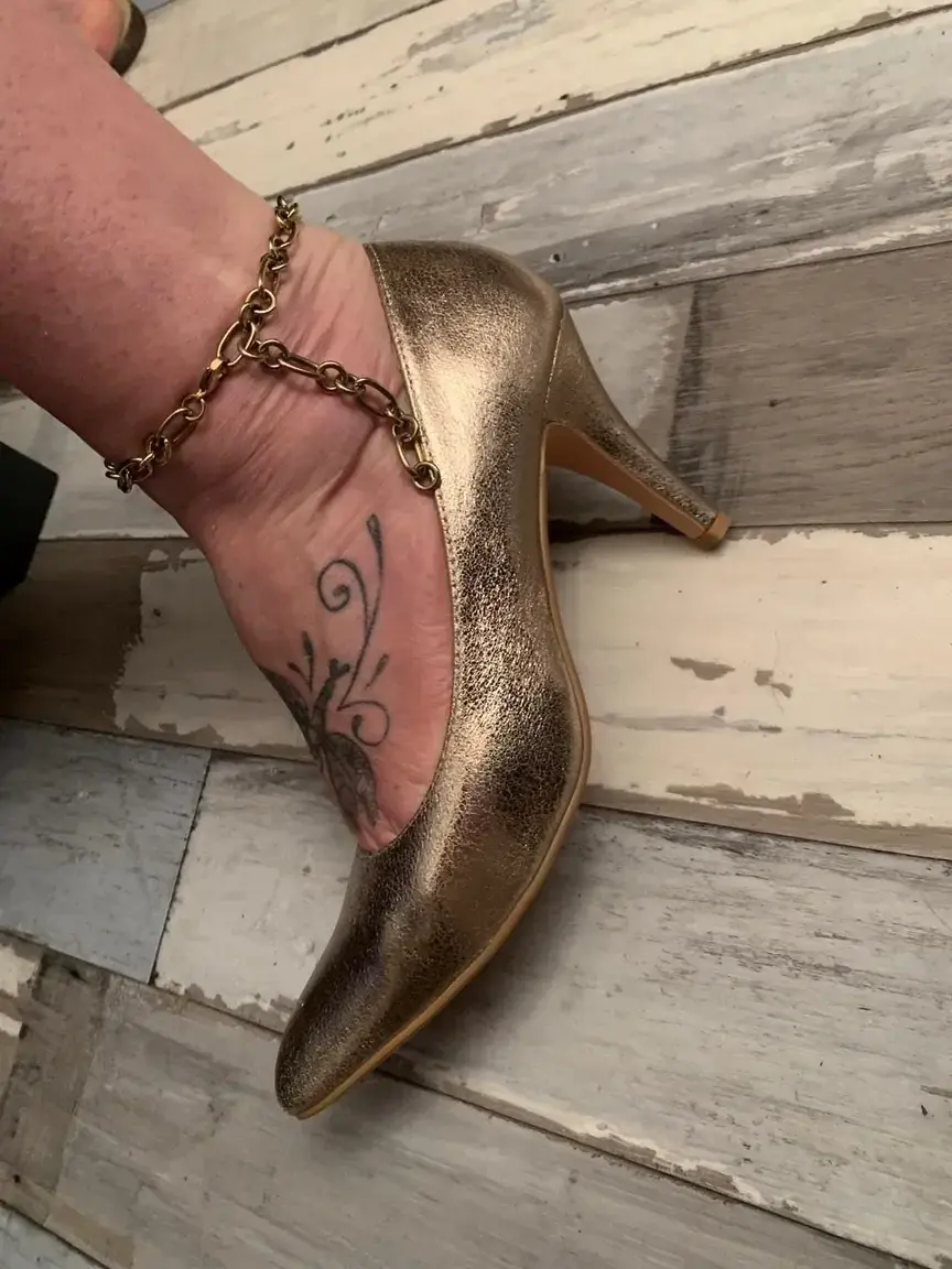 Leak & nude 1 — White_widowx2