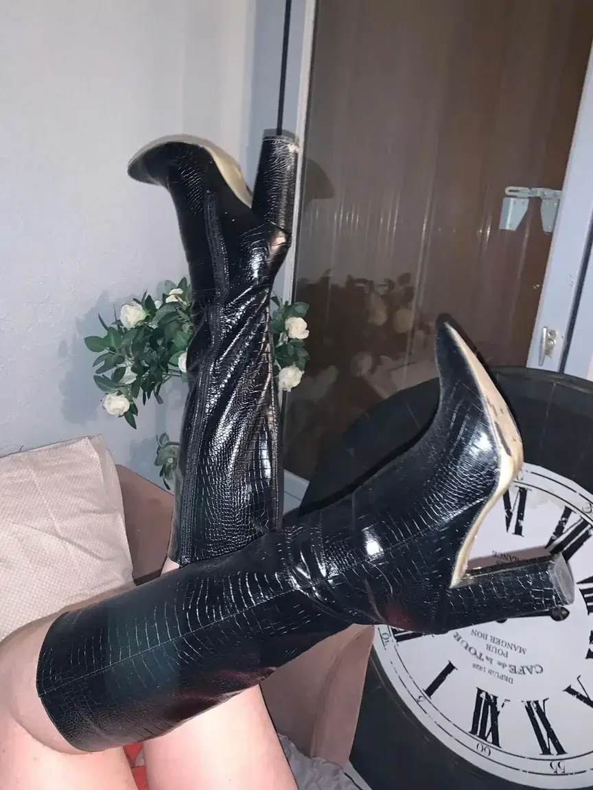 Leak & nude 2 — White_widowx2